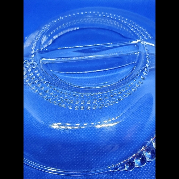 Hazel-Atlas Vintage Beaded Edge, Divided Candy Dish - Picture 2 of 9